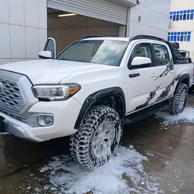 Toyota Tacoma 2018