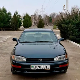 Toyota Camry 1993