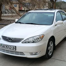 Toyota Camry 2004