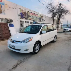 Toyota Sienna 2009