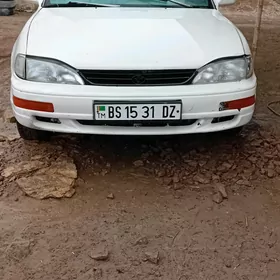 Toyota Camry 1993