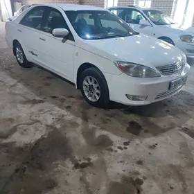 Toyota Camry 2003