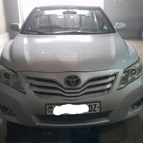 Toyota Camry 2011