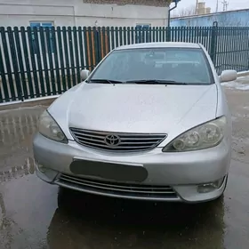 Toyota Camry 2004