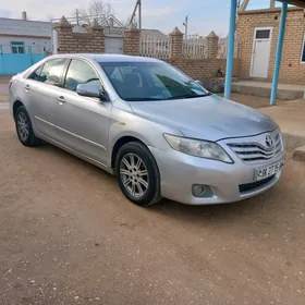 Toyota Camry 2011