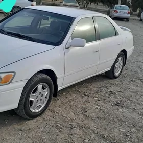 Toyota Camry 1999