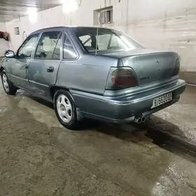 Daewoo Nexia 1995