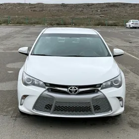 Toyota Camry 2017