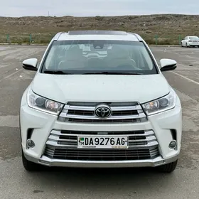 Toyota Highlander 2017