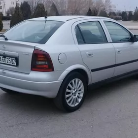 Opel Astra 2003