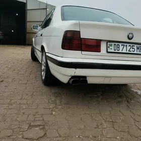 BMW 528 1990