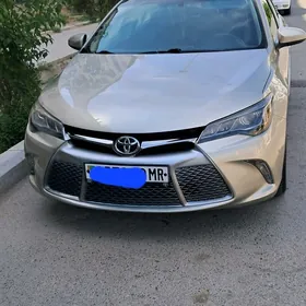 Toyota Camry 2017