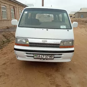 Toyota Hiace 1991