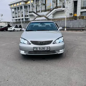 Toyota Camry 2003