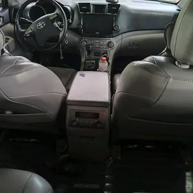 Toyota Highlander 2010