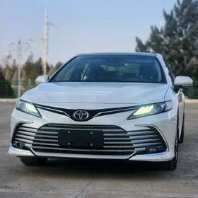 Toyota Camry 2023