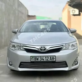 Toyota Camry 2012