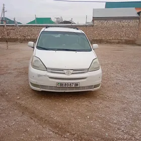 Toyota Sienna 2003