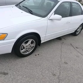 Toyota Camry 1998