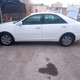 Toyota Camry 2003