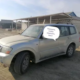 Mitsubishi Pajero 2005