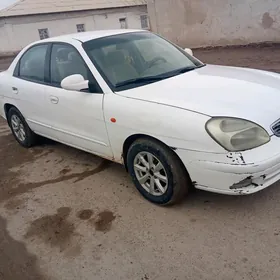 Daewoo Nubira 2002