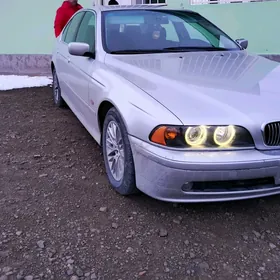 BMW E39 2001