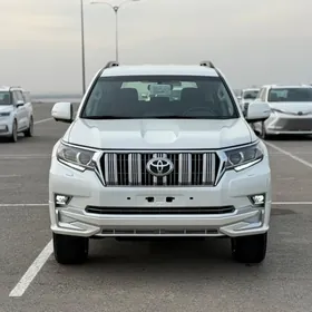 Toyota Land Cruiser Prado 2023