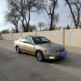 Toyota Camry 2001