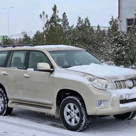 Toyota Land Cruiser Prado 2010