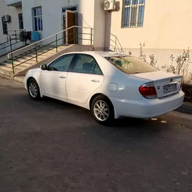 Toyota Camry 2004