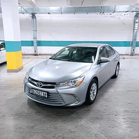 Toyota Camry 2016