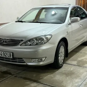 Toyota Camry 2005