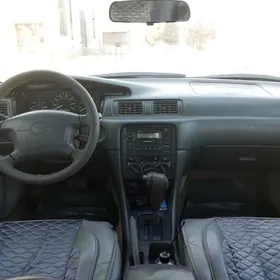 Toyota Camry 1999