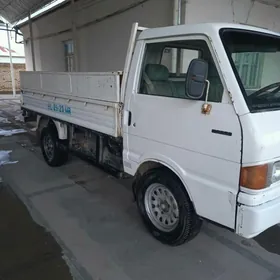 Mazda B2000 1997