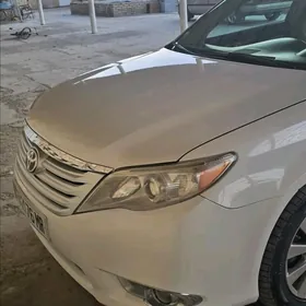 Toyota Avalon 2012