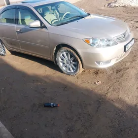 Toyota Camry 2003