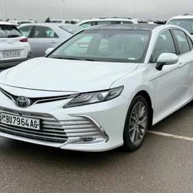 Toyota Camry 2022