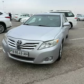 Toyota Camry 2011