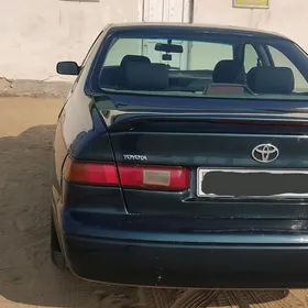 Toyota Camry 1997