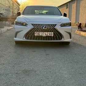 Lexus ES 350 2021