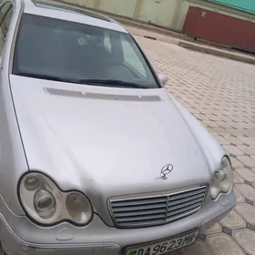 Mercedes-Benz C-Class 2001