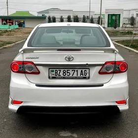 Toyota Corolla 2013