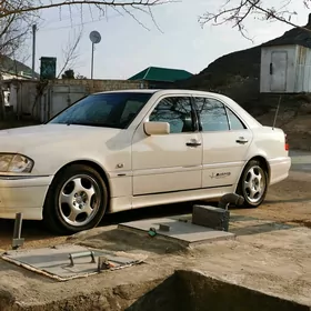 Mercedes-Benz C36 AMG 1995