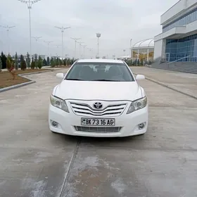 Toyota Camry 2010