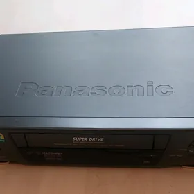 Видеомагнитафон Panasonic