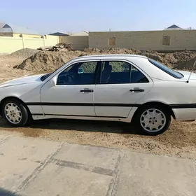 Mercedes-Benz W201 1996