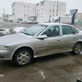 Opel Vectra 2000