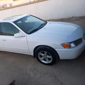 Toyota Camry 1997