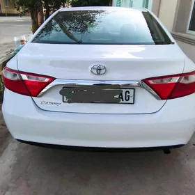 Toyota Camry 2017